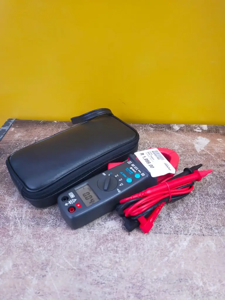 Techgear Tg311cd Clamp Meter - View 3