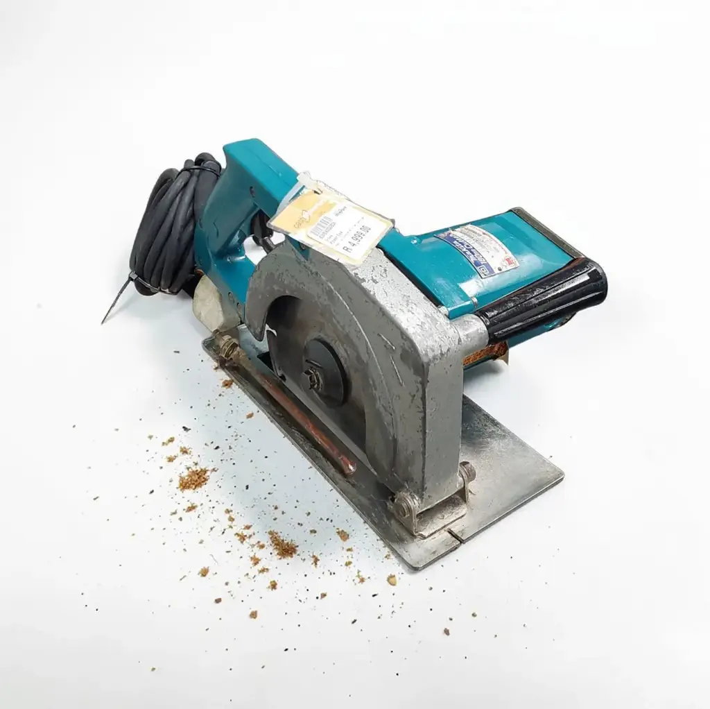 Makita 4107B (180 Mm Blade) Wet Concrete Cutter