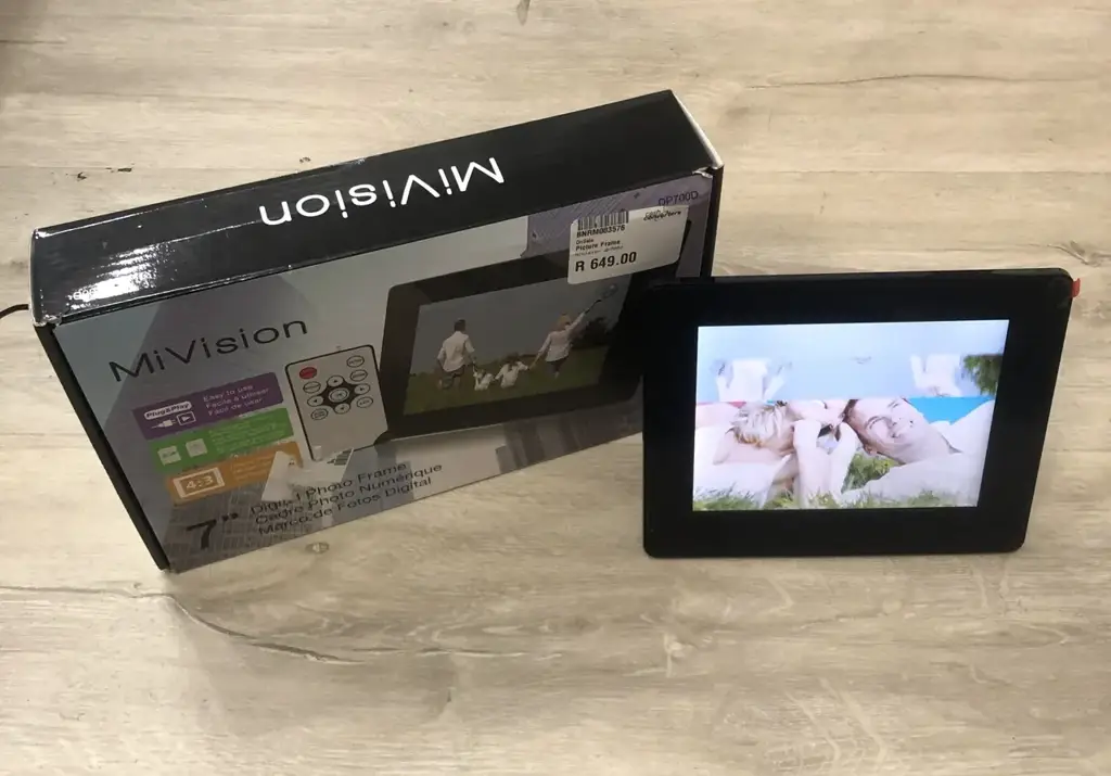 Mivision Dp700d Digital Photo Frame - View 2