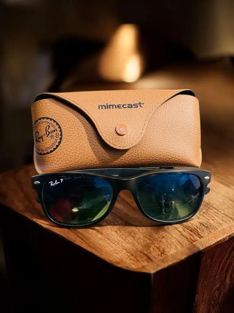 Ray-Ban Rb2132 Sunglasses
