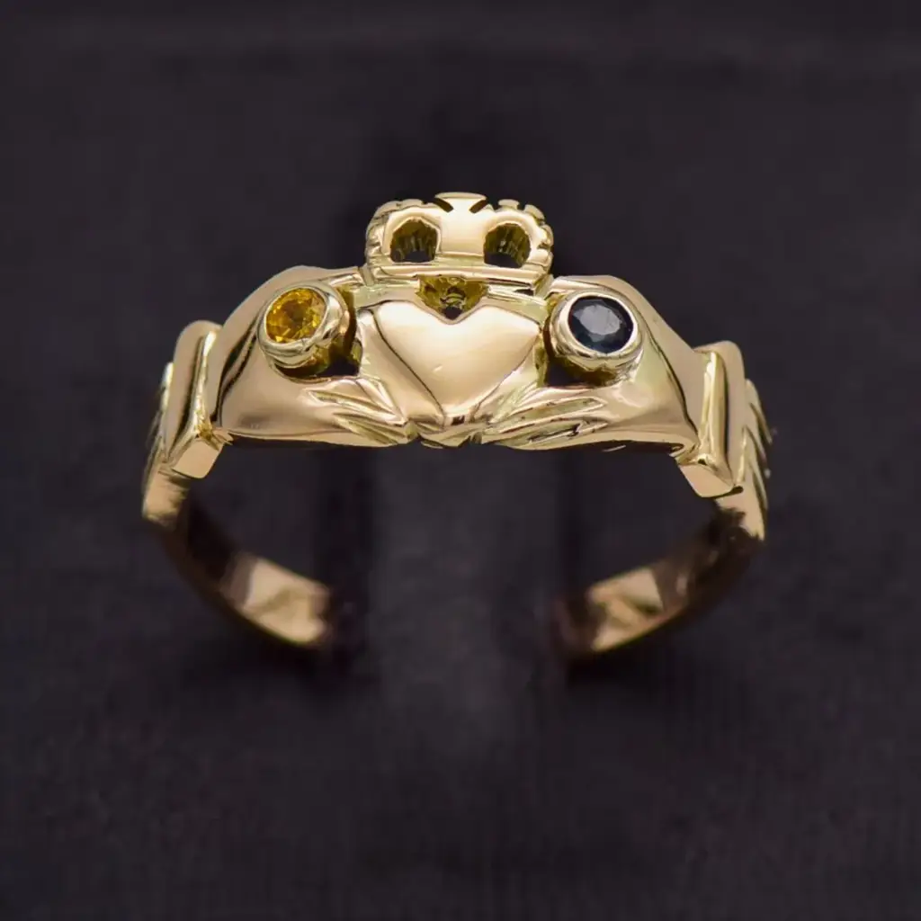 Claddah Women's Ring - View 2