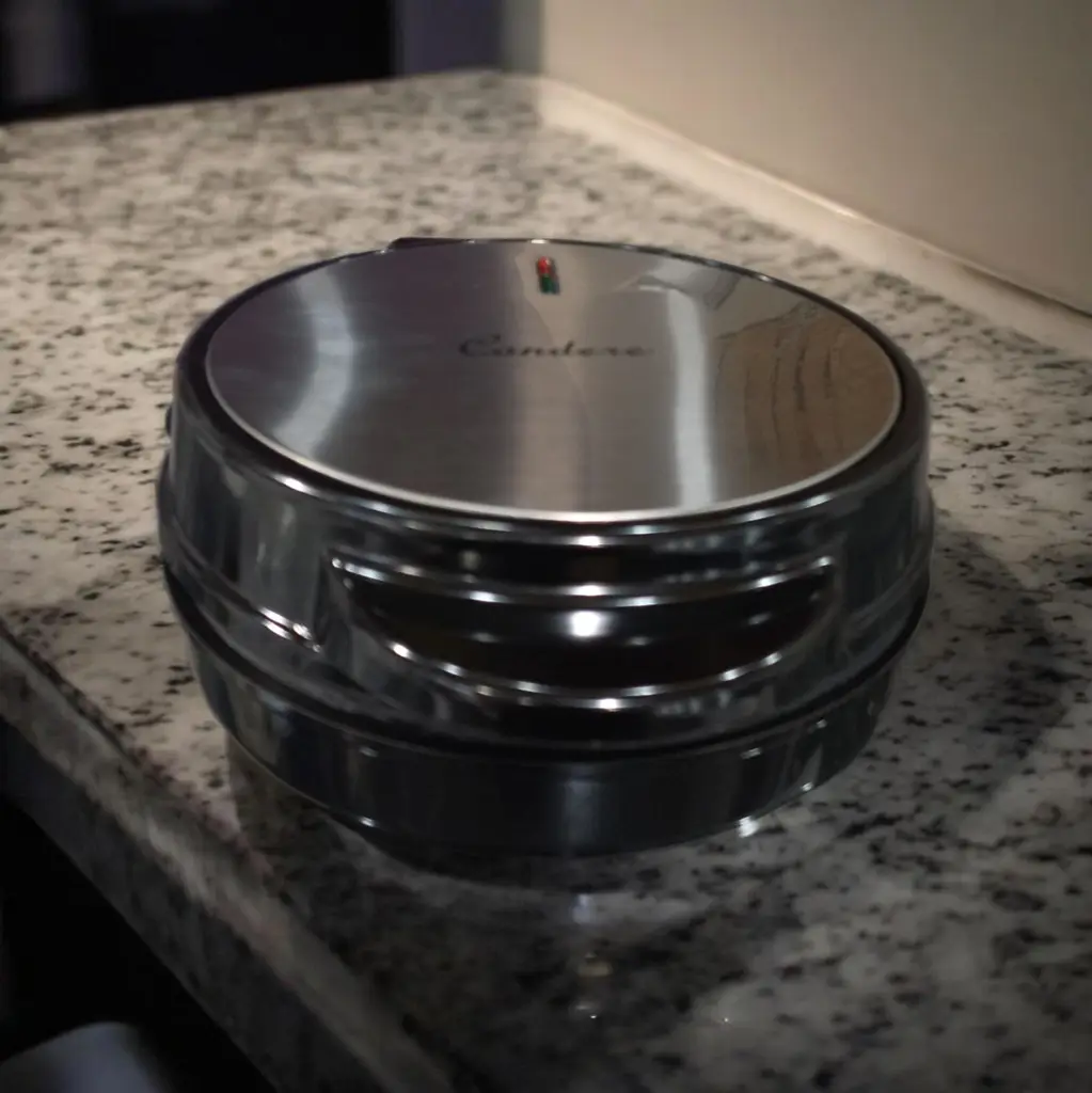 Condere Waffle Maker