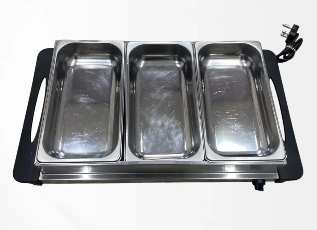 Sunbeam 3-Pan Buffet Server And Food Warmer. - View 2