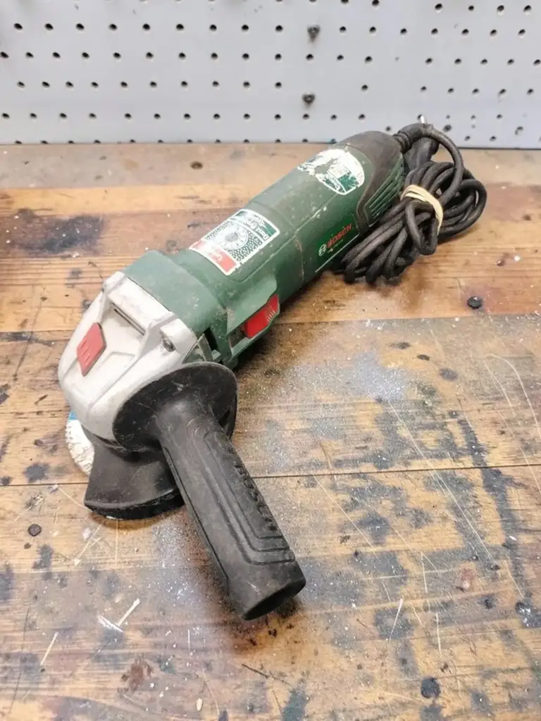 Bosch Pws 700-115 Angle Grinder
