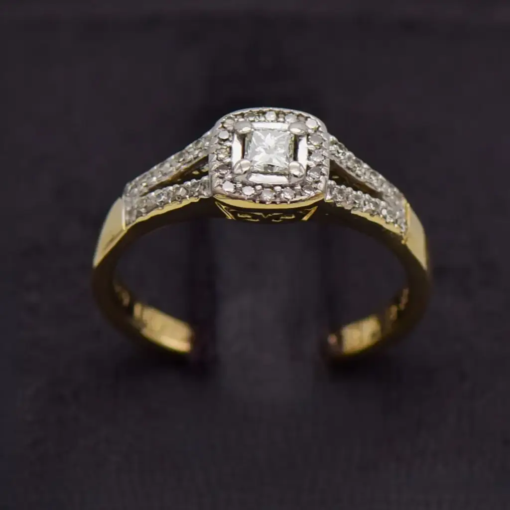 9ct Yellow Gold Engagement Ring