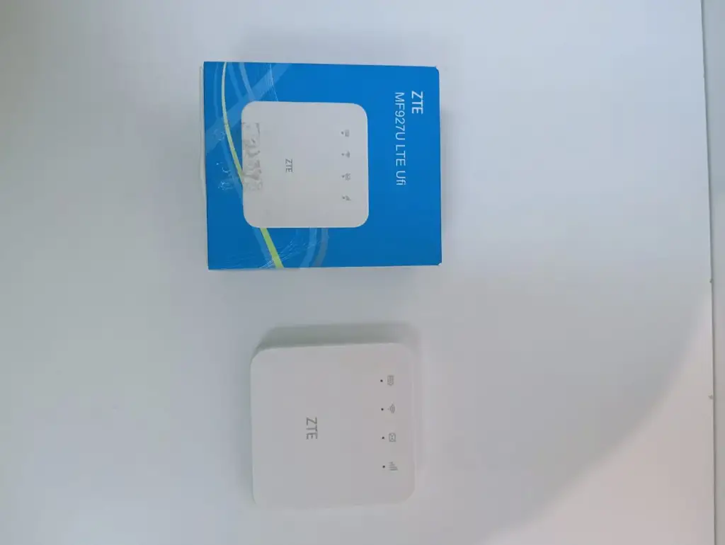 Zte Mf927u 3G/4G/Lte Mobile Wi-Fi Modem Router - White