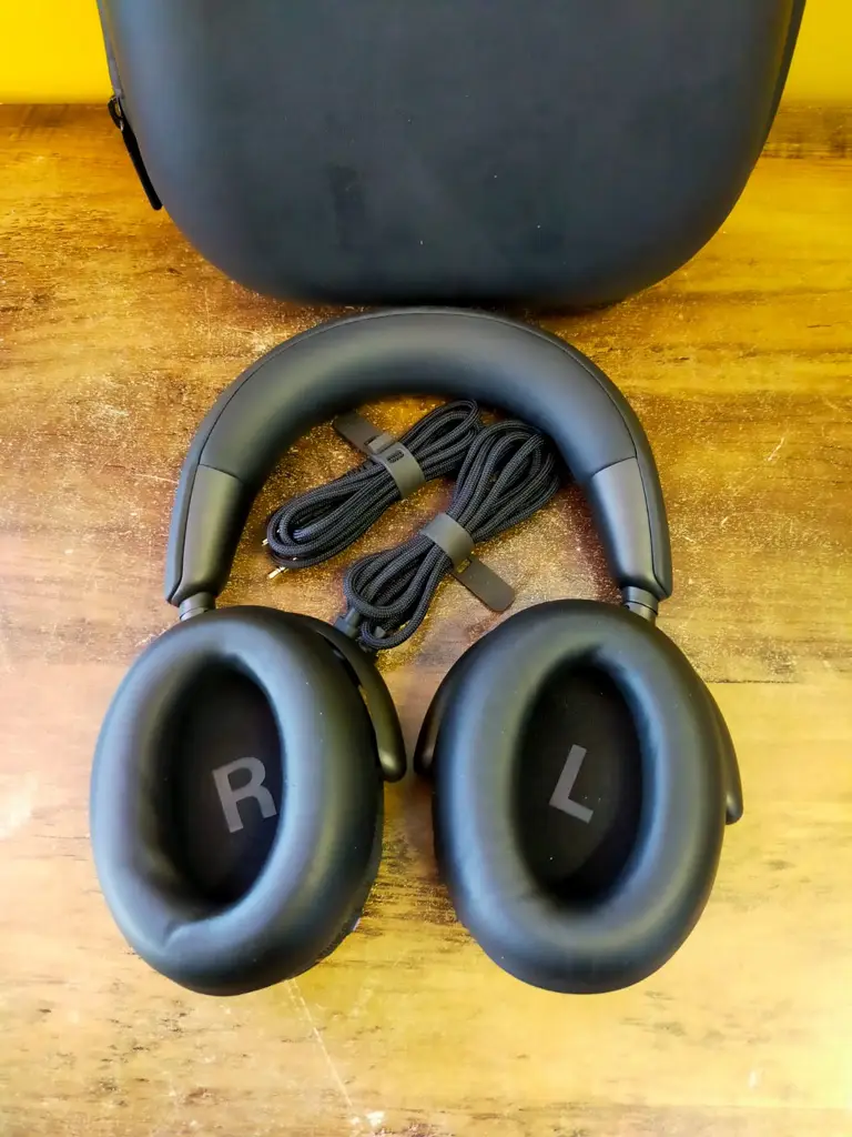 Dell Premier Wireless Anc Headset Wl7024 - View 4