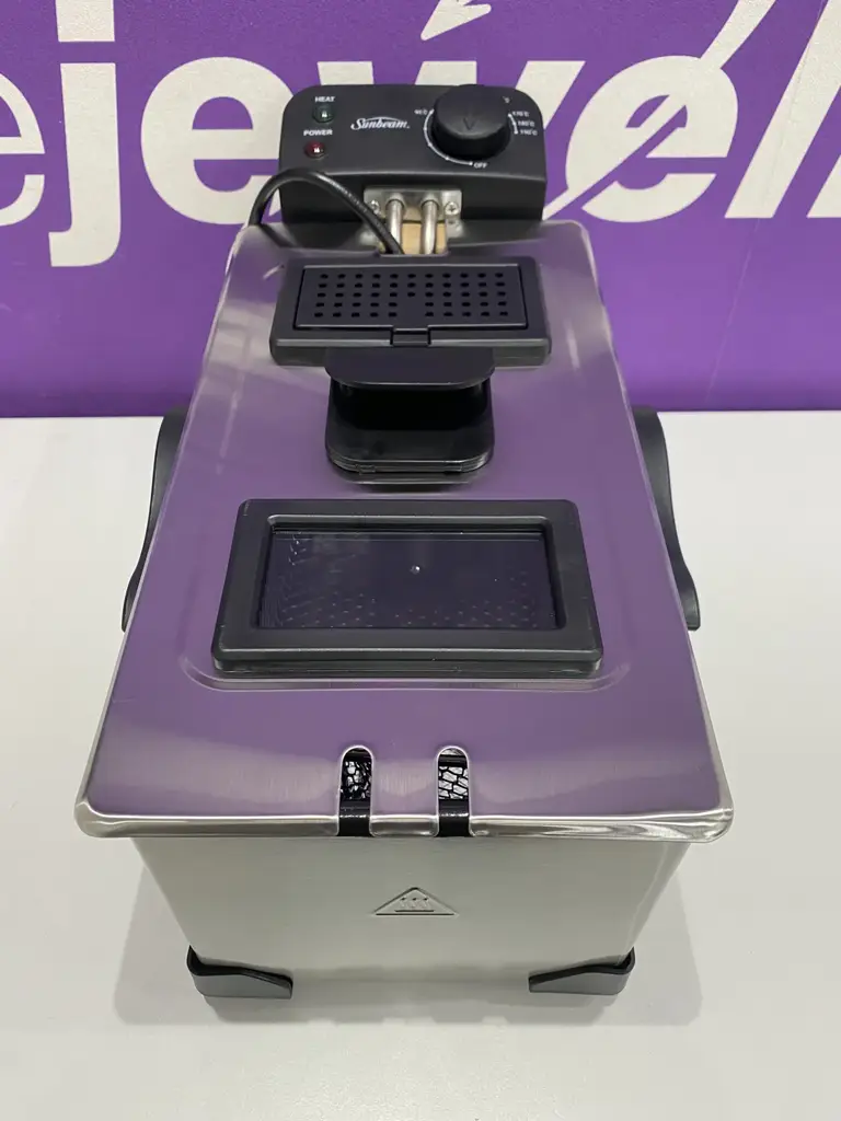 Sunbeam 3L Deep Fryer (Sdf-8502C/Sdf-8502B) - View 2