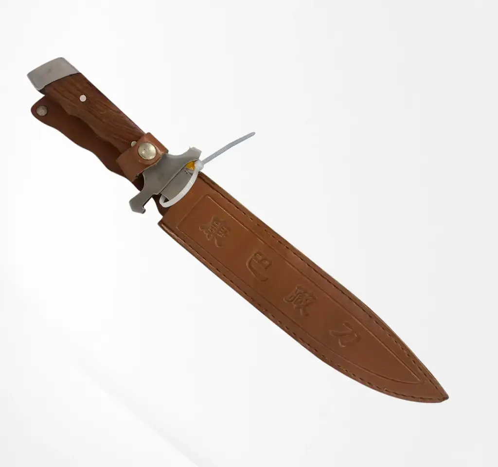 Hunting Knife. - View 2