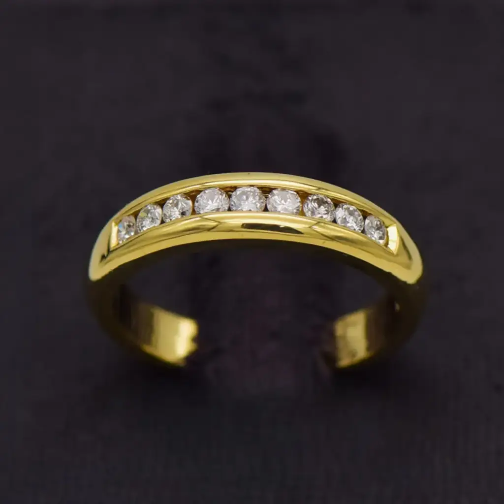 18ct White Gold Half Eternity Ring
