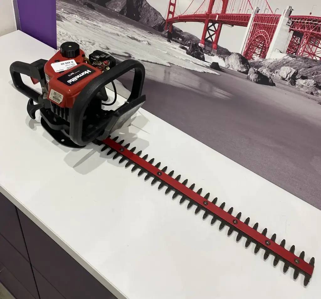 Hedge Trimmer. - View 3