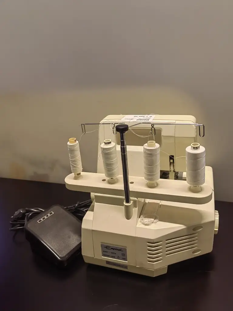 Empisal S4d Overlocker - View 3