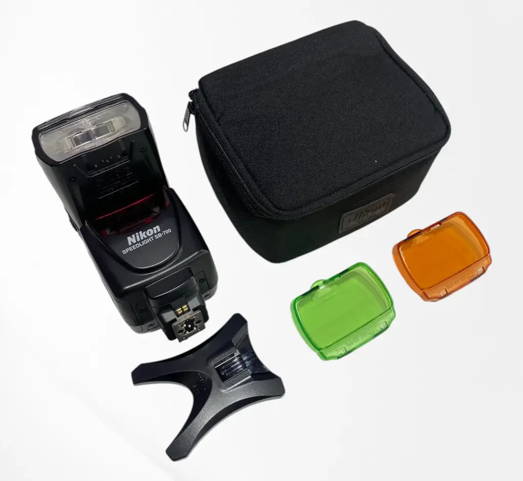 Nikon Speedlight Sb-700. - View 3