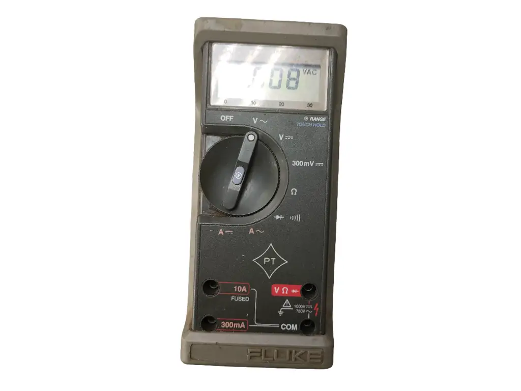 Fluke 77 Digital Multimeter - View 2