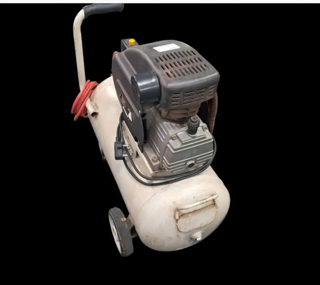 Ryobi Direct Drive Compressor - View 3