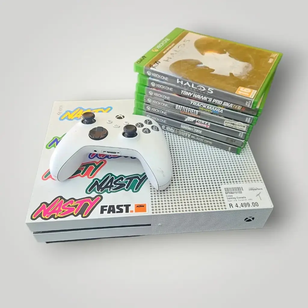Xbox One S 500Gb Model 1681 - View 3
