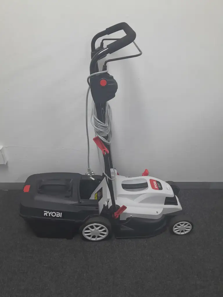 Ryobi Rm-1602 Electric Lawnmower (1600W, 380Mm)