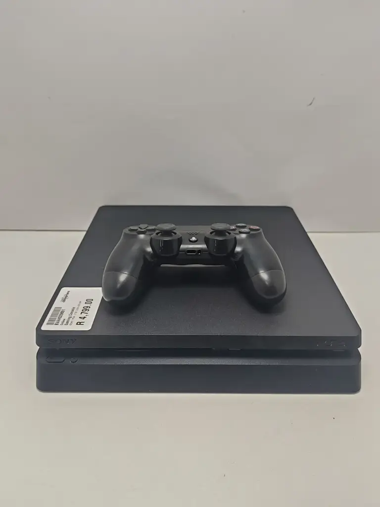 Sony Ps4 Gaming Console | 1Tb Storage | 1 Controller - View 3
