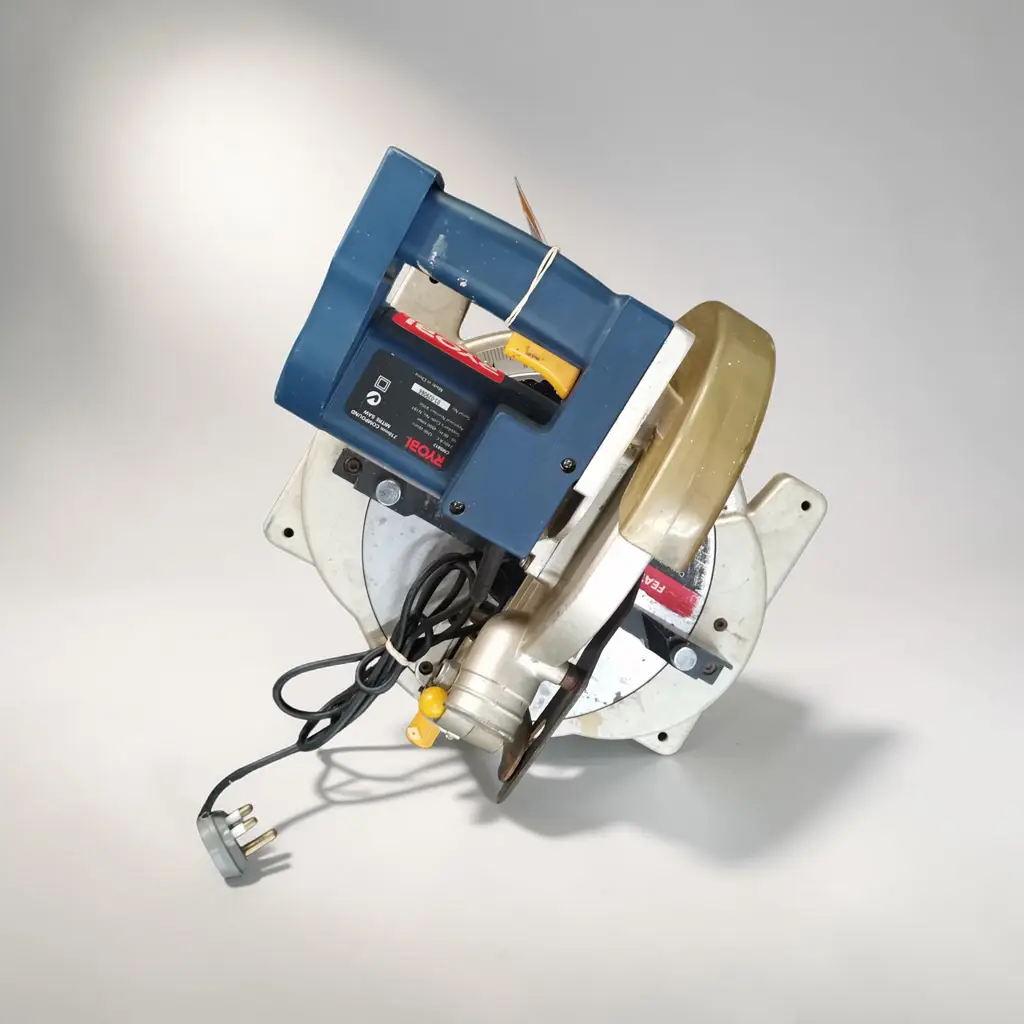 Ryobi 1200W Compound Mitre Saw - View 3