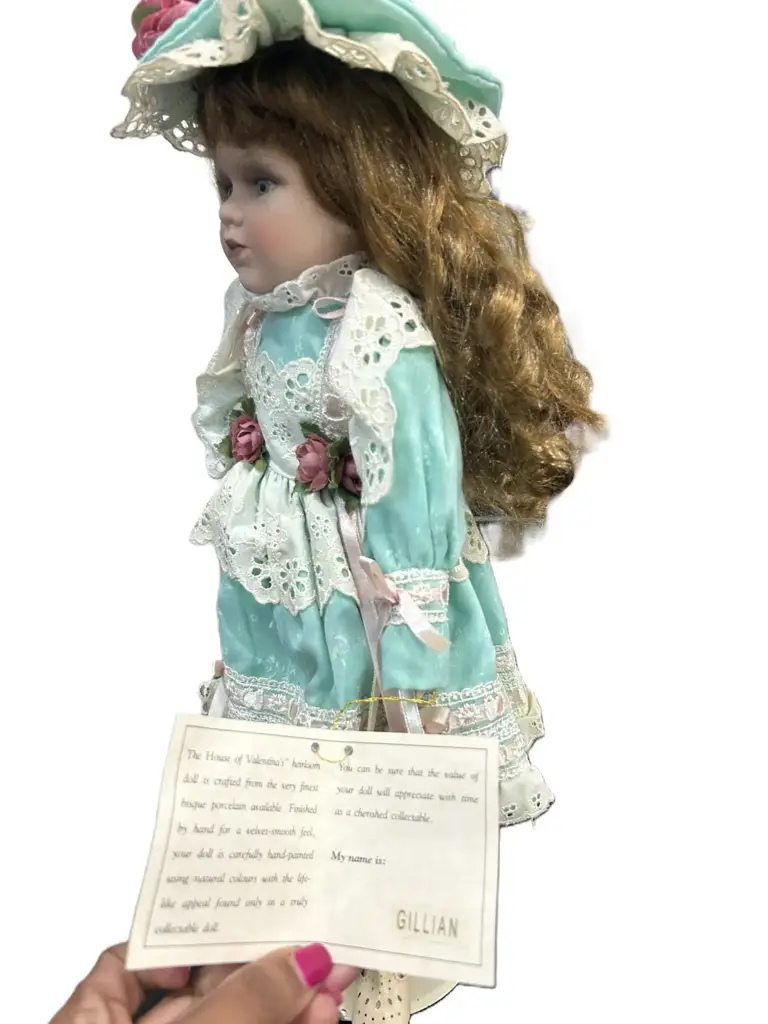 Leonardo Collection – Porcelain Doll - View 3