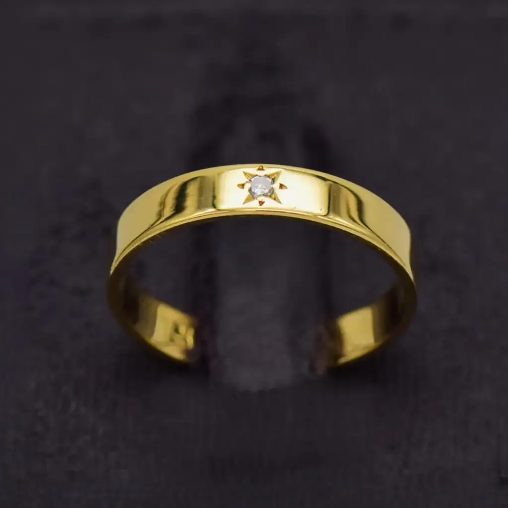 18ct Yellow Gold Wedding Band Single Stone