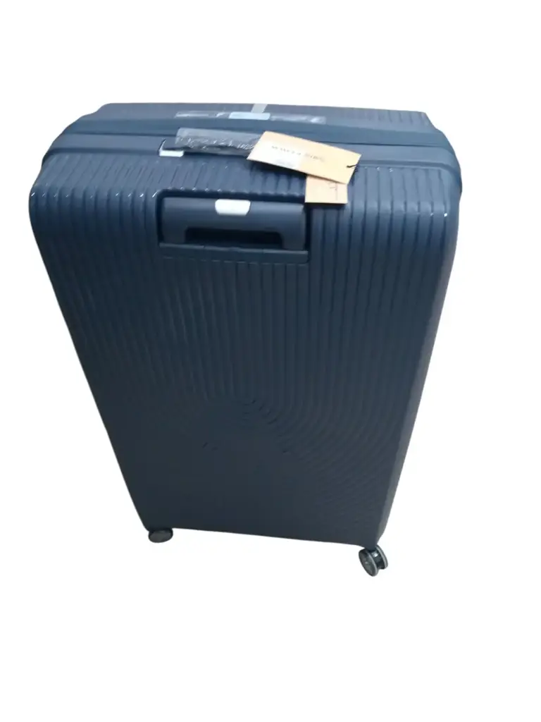 Brand New Samsonite Hi-Fi Spinner Suitcase - View 4