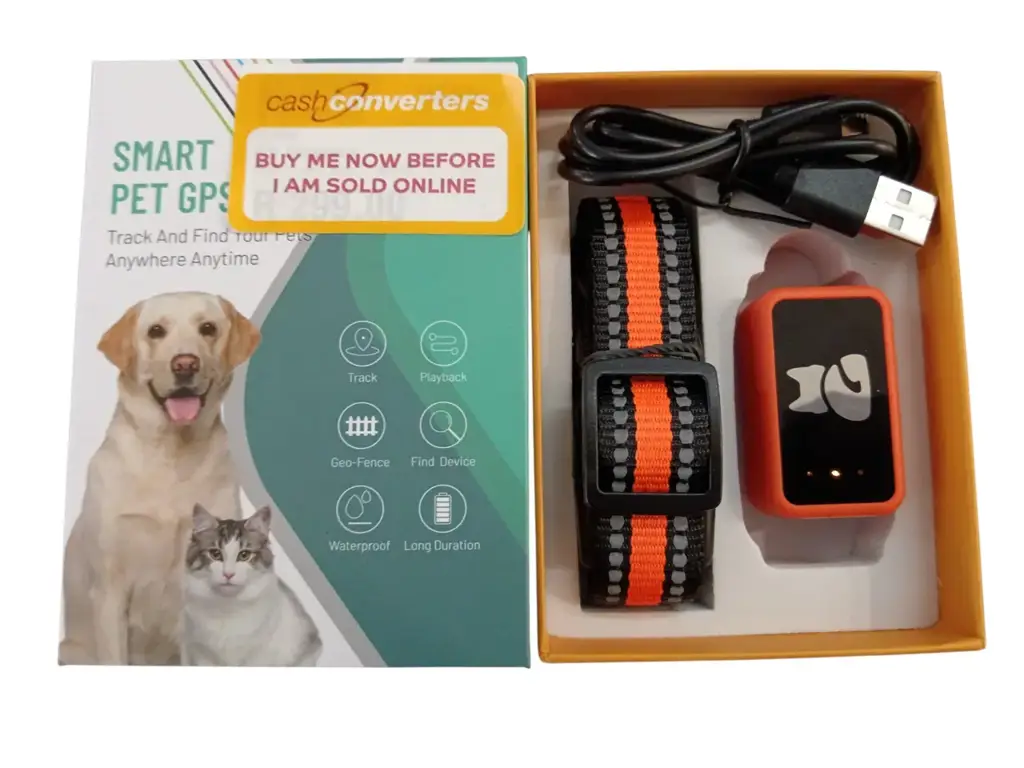 Pet Tracking Device With Customizable Electronic Fences