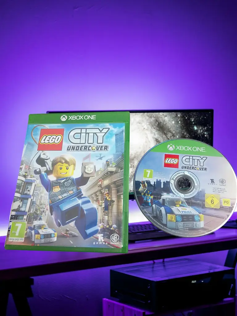 Lego City Undercover - View 2