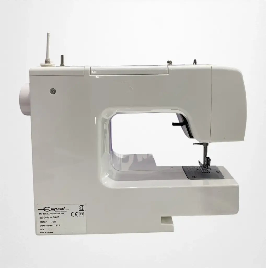 Empisal Expression 889 Sewing Machine. - View 3