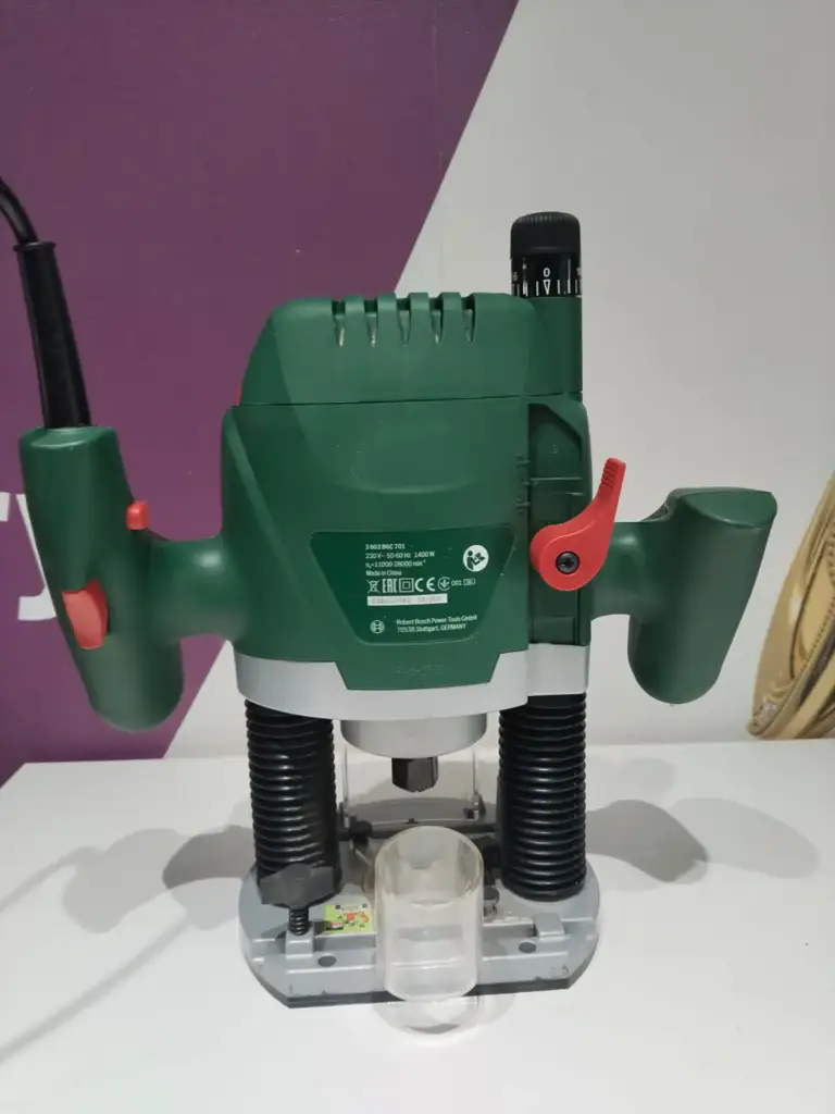 Bosch Pof 1400 Ace Router - View 3