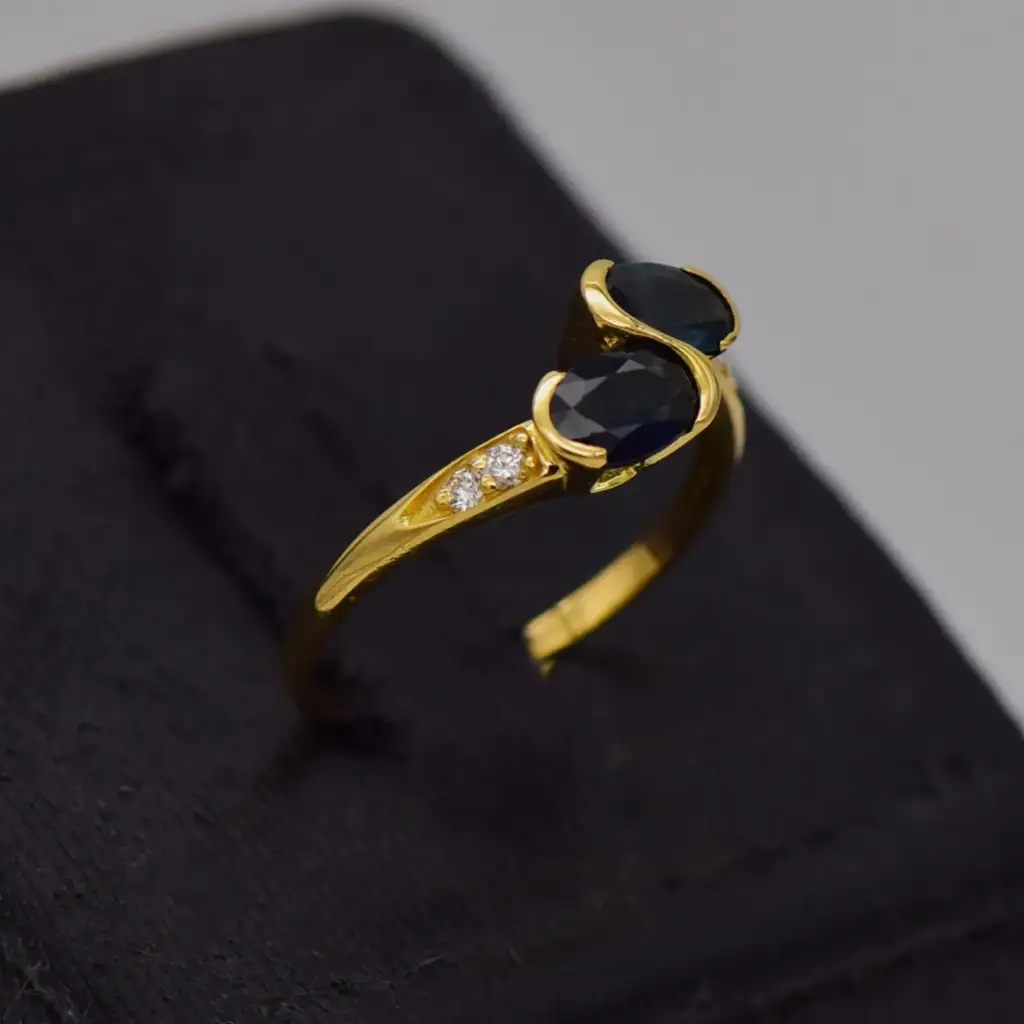 18ct Yellow Gold Dress Ring - View 2