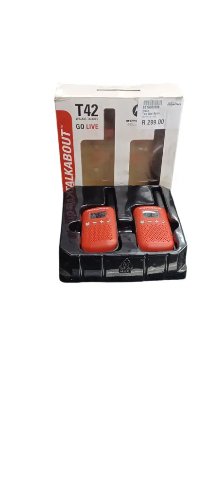 Motorola Talkabout T42 Walkie-Talkies - View 3