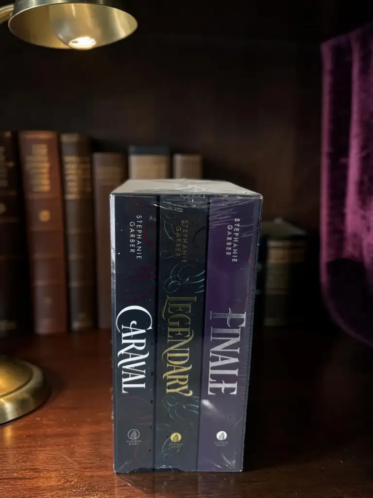 Caraval Boxed Set: Caraval, Legendary, Finale