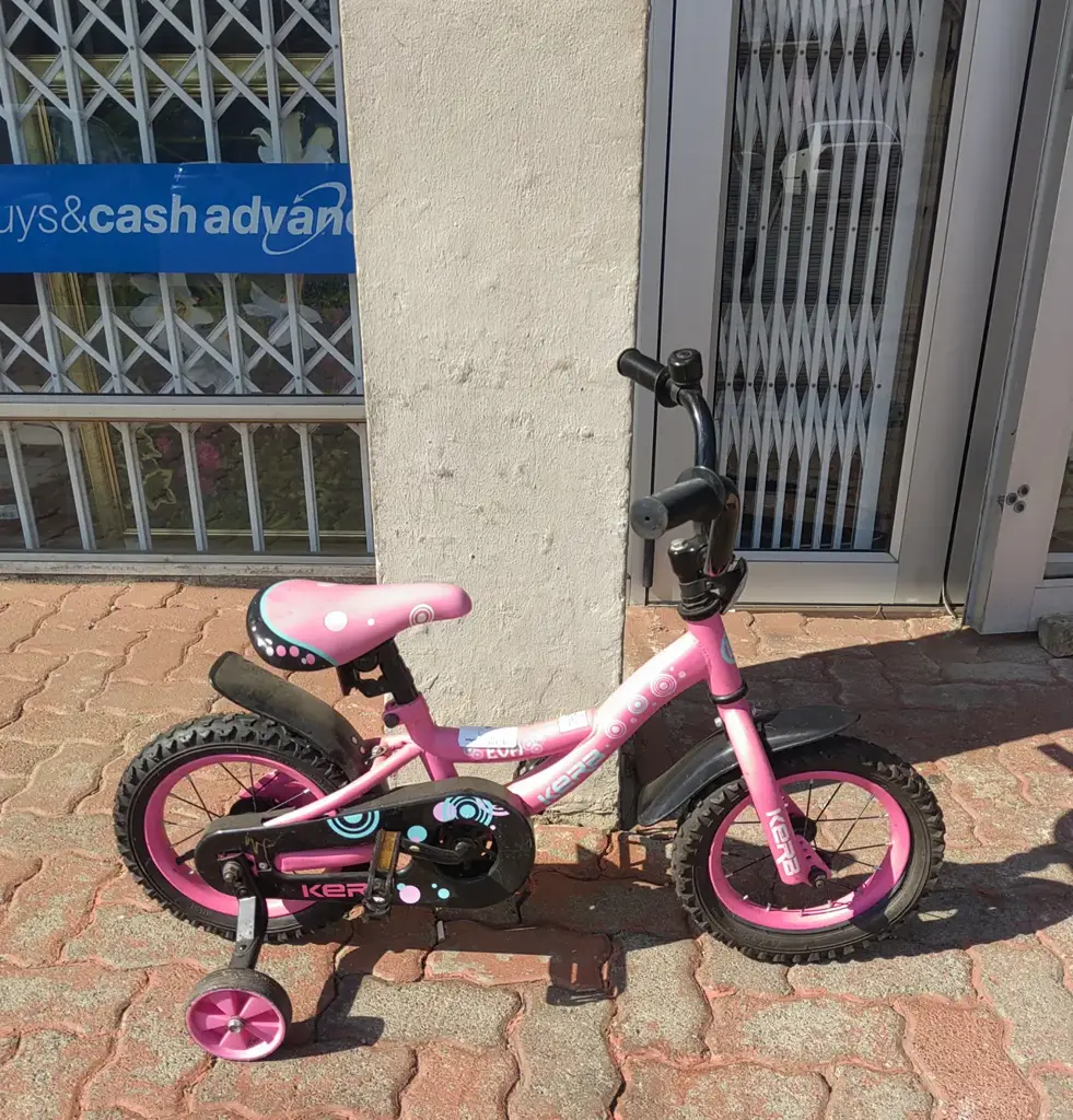 Kerb Eva 12" Girls Bike - View 2
