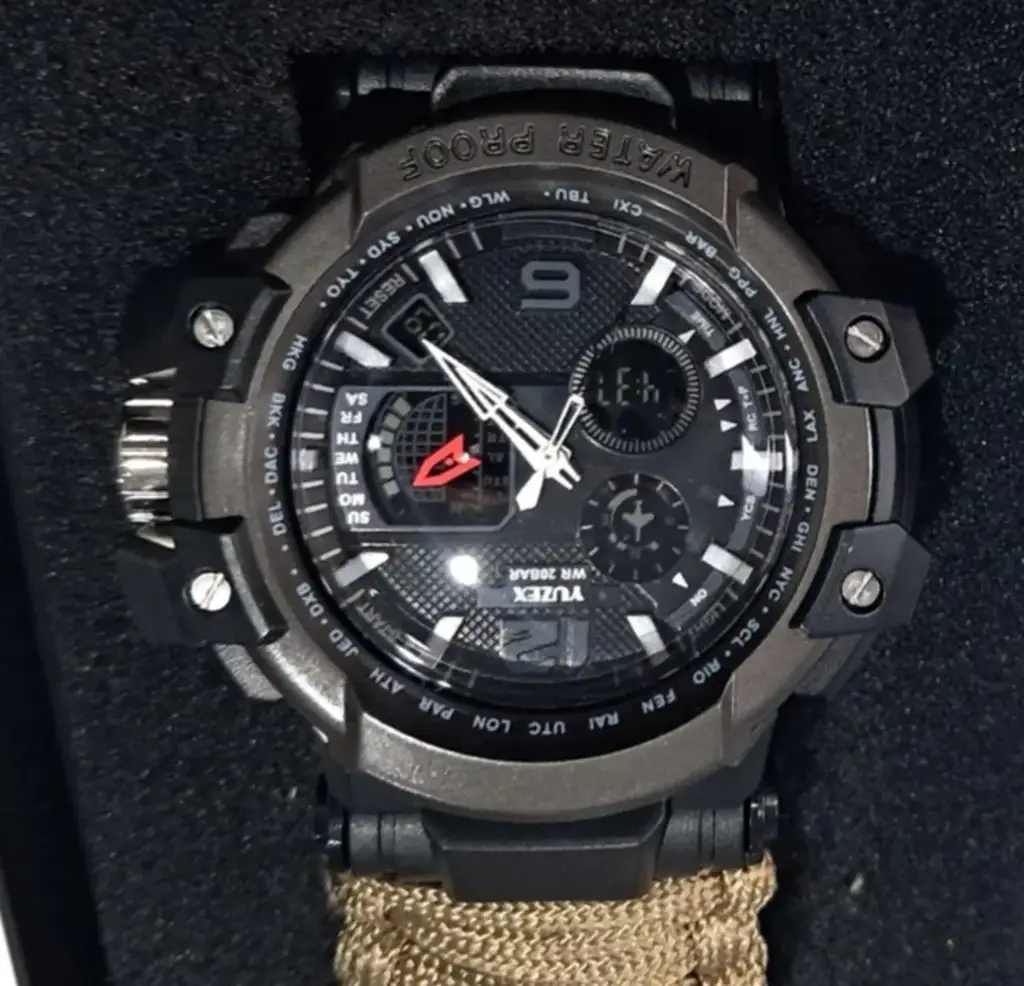 Yuzex Tactical Gear Outdoor Watch - View 2