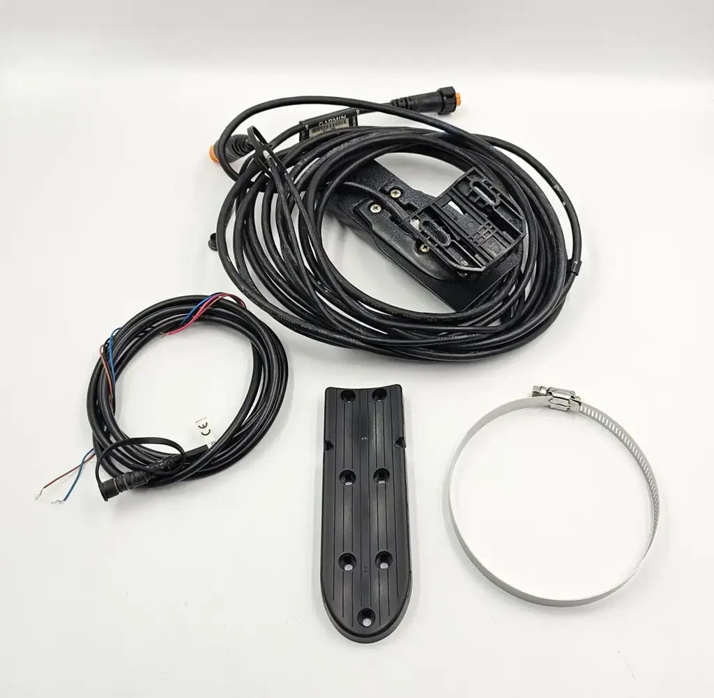 Garmin Striker Plus 7Sv + Transducer - View 3