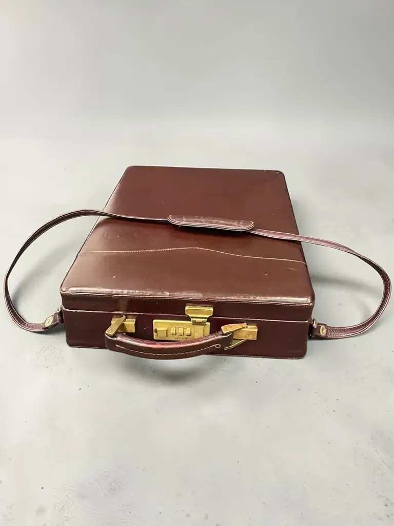 Amiet Leather Bag