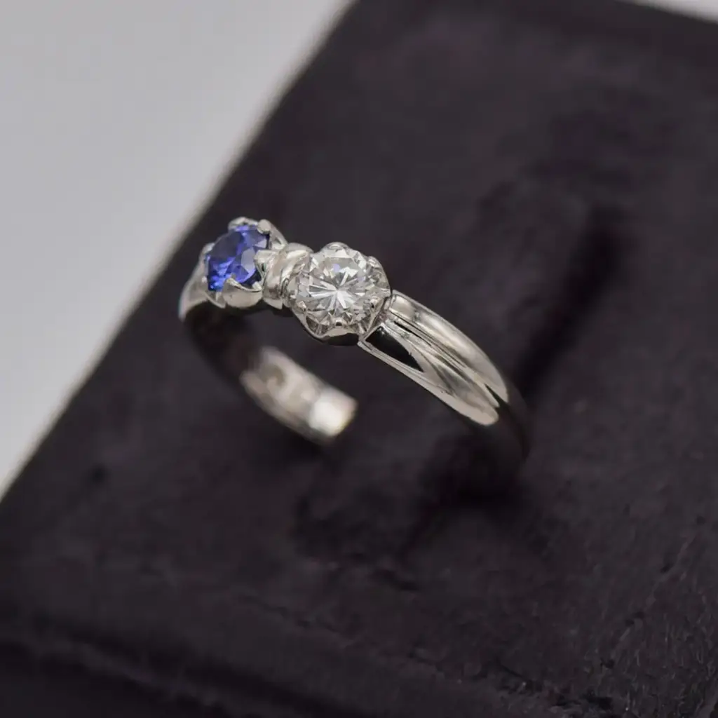 9ct White Gold Dress Ring - View 3