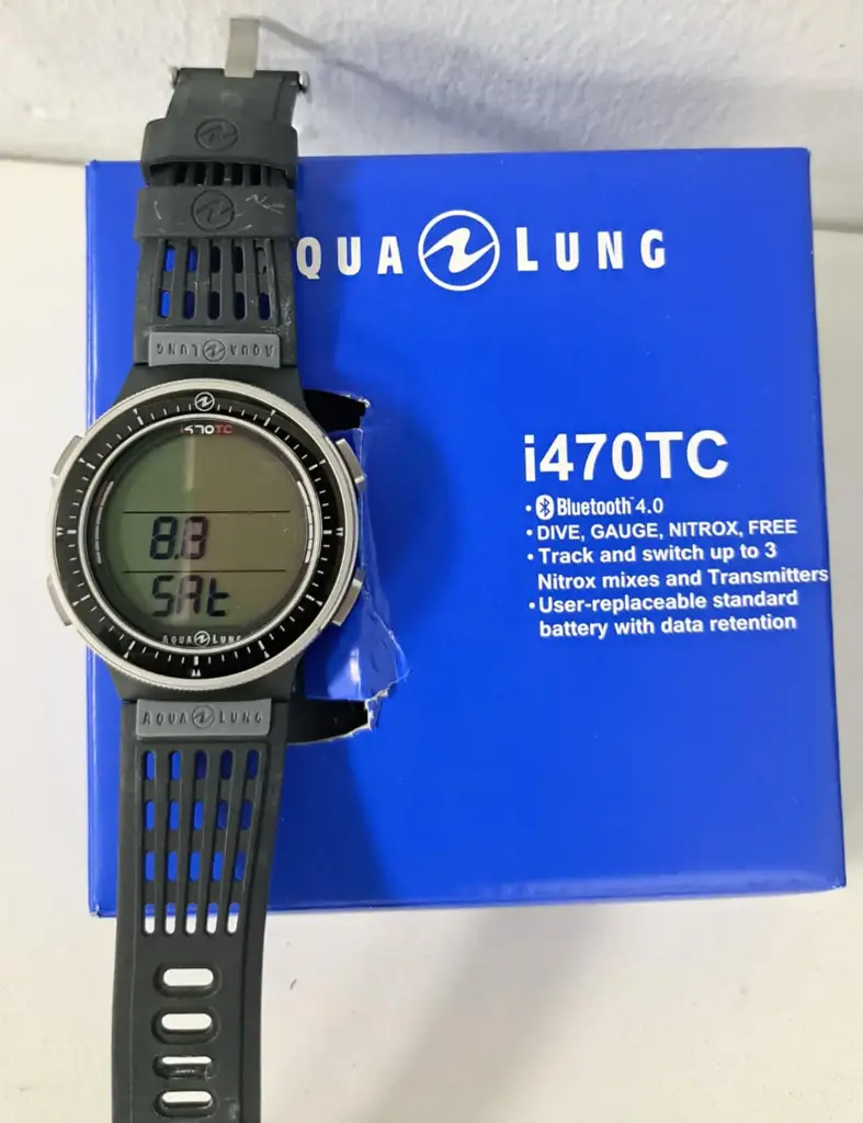 Aqualung I470tc Watch Style Dive Computer Black - View 4