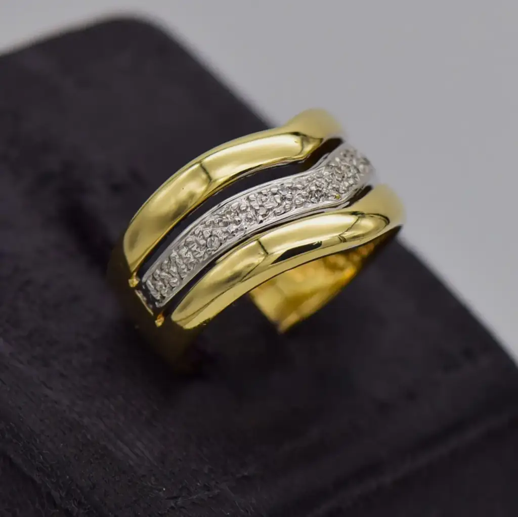 9ct Yellow Gold Dress Ring - View 2