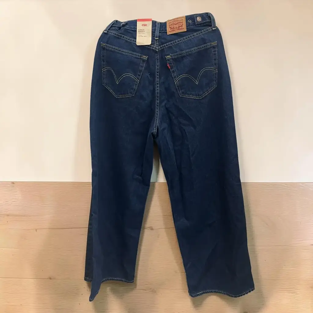 Levi's Cinch Baggy Jeans - View 2