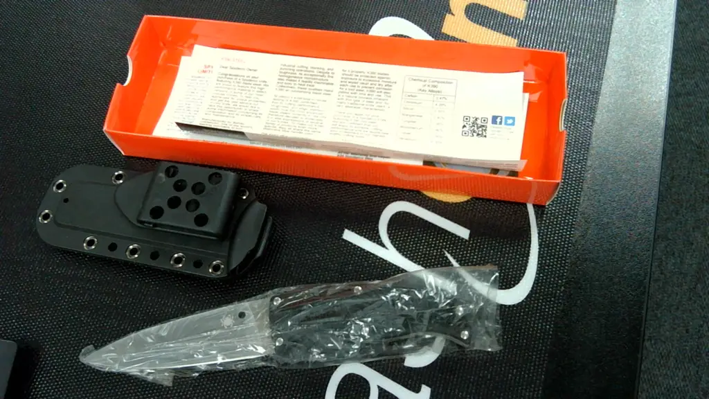 Hunting Knife K390