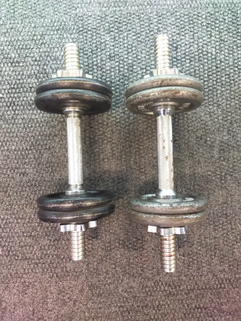 Maxed Dumbbell 8Kg Set - View 4