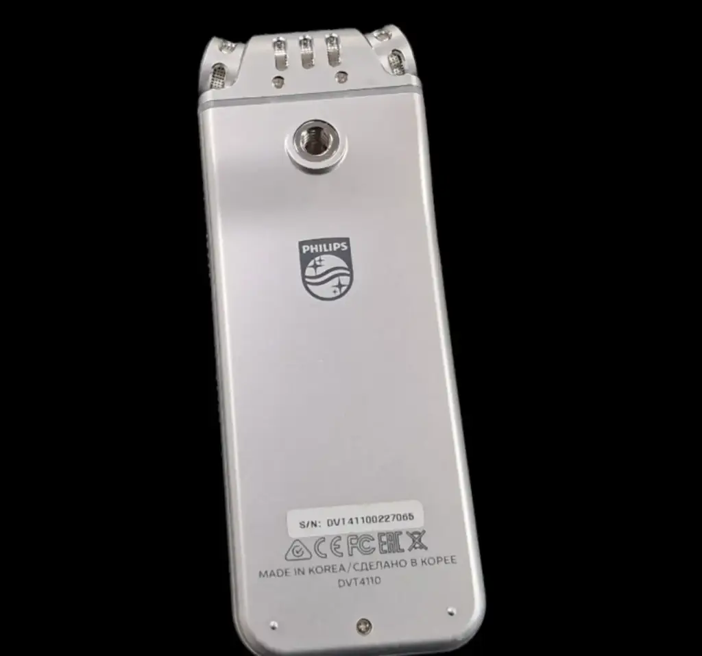 Phillips Dvt4110 Dictaphone And Voice Recorder - View 3