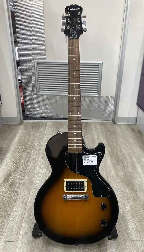 Epiphone Les Paul Junior Electric Guitar.