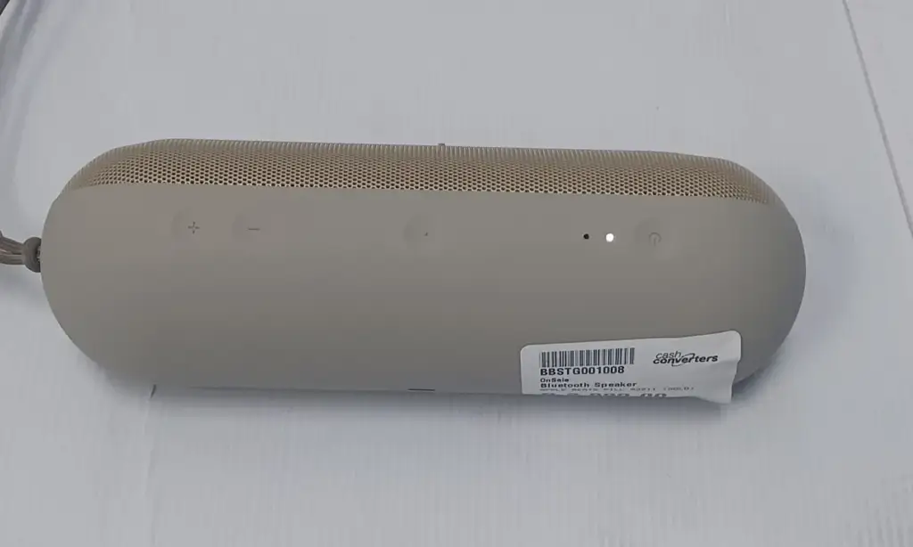 Apple Beats Pill A3211 Portable Speaker – Gold (Pre-Owned / Second-Hand) - View 2