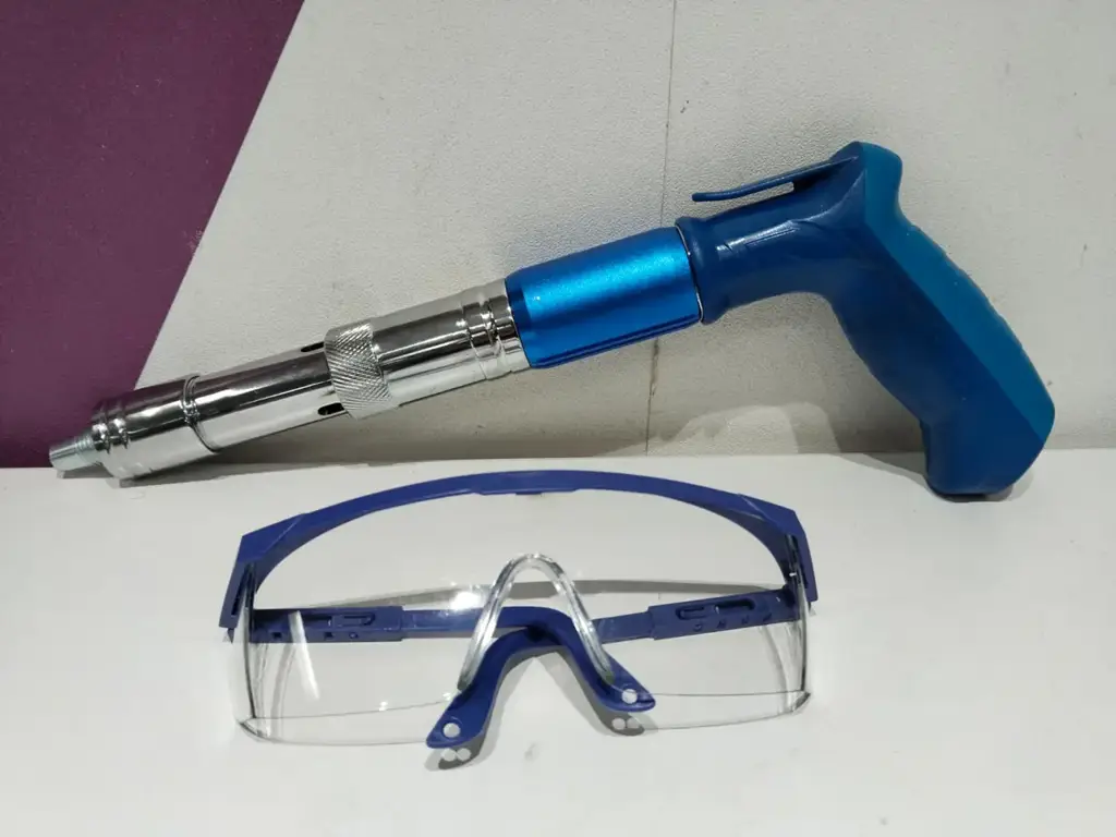 Mini Nail Shooter - View 2