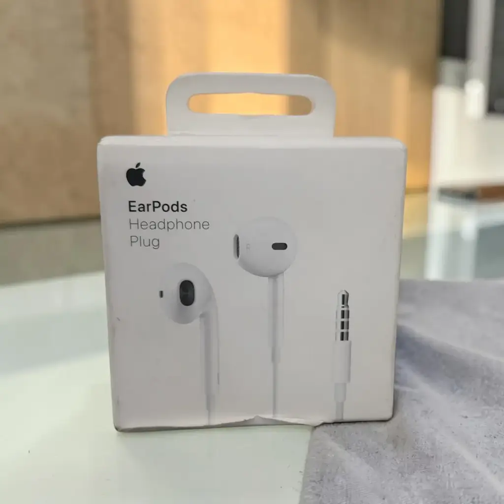 Apple Headphone Plug Ear Pods