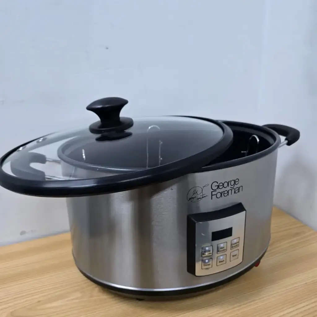 George Foreman 9 Litre Roaster & Smoker. - View 2