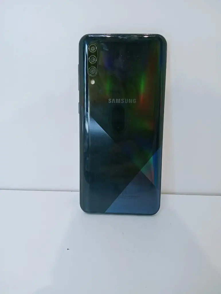Samsung Galaxy A30s 128Gb Black Smartphone - View 2